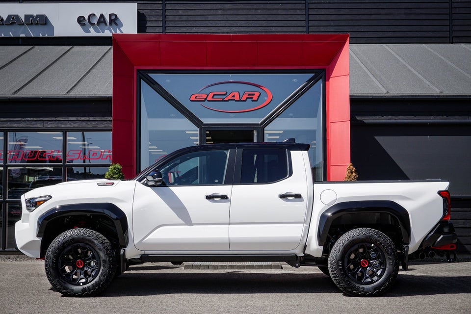 Toyota Tacoma 2,4 Hybrid TRDPro aut. 4x4 4d
