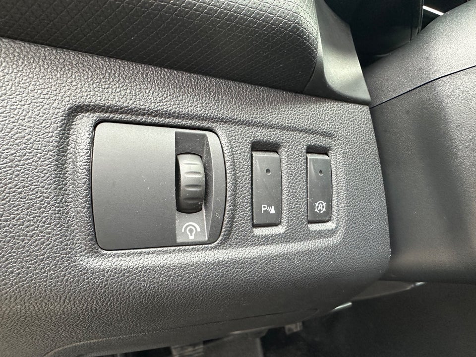 Renault Clio IV 0,9 TCe 90 Limited Sport Tourer 5d