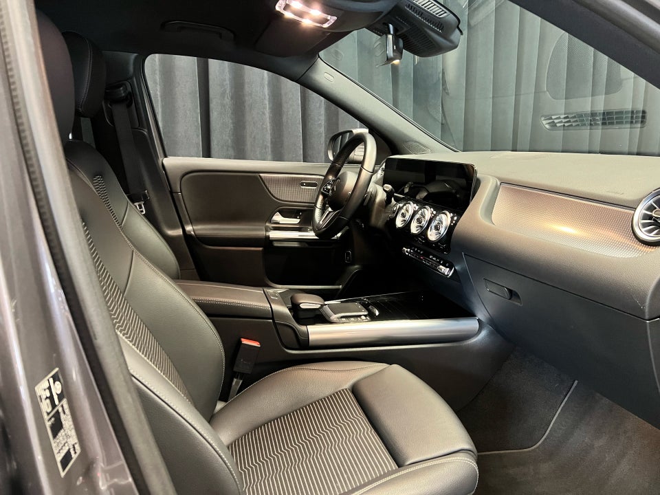 Mercedes EQA250 Progressive 5d