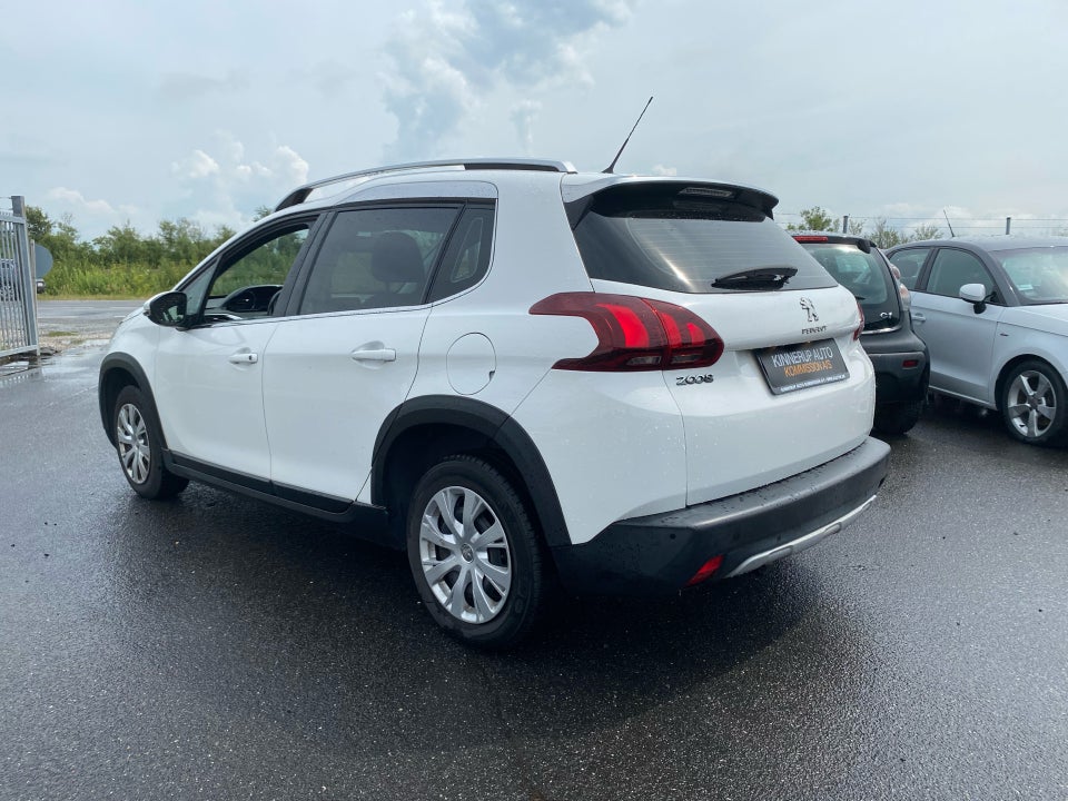 Peugeot 2008 1,2 PureTech 110 Allure EAT6 5d