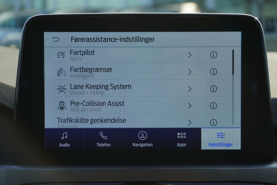 Ford Kuga 2,5 HEV Titanium CVT 5d