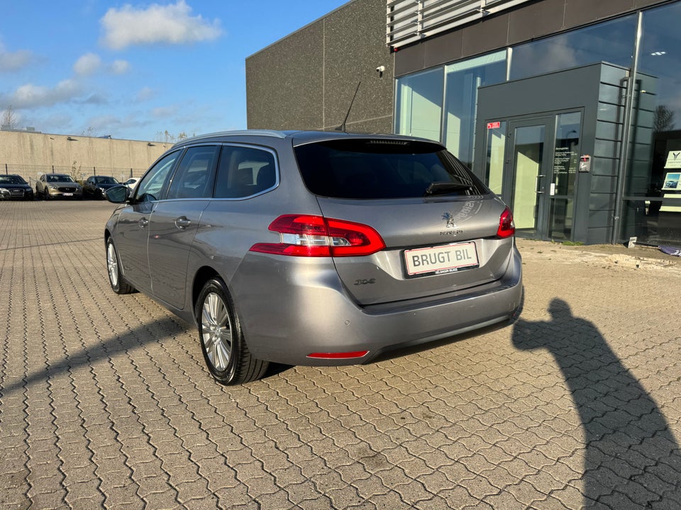 Peugeot 308 1,5 BlueHDi 130 Allure+ Sky SW 5d