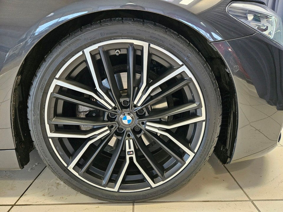 BMW 520d 2,0 Touring Connected aut. 5d