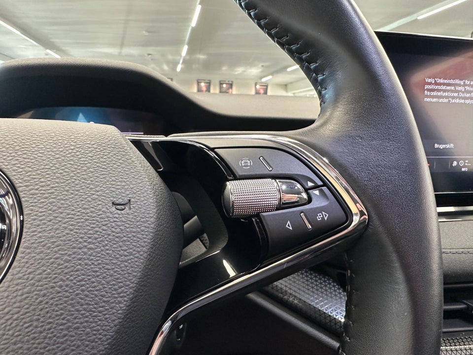 Skoda Enyaq 50 iV 5d