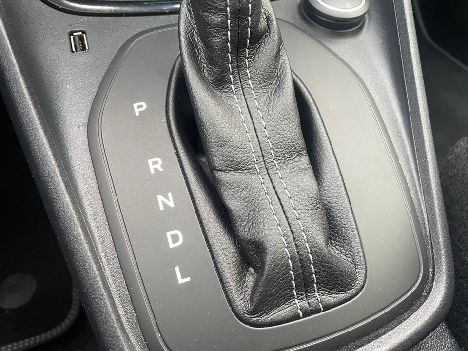 Ford Puma 1,0 EcoBoost mHEV Titanium DCT 5d