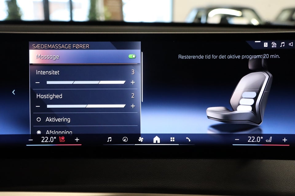 BMW iX xDrive40 Fully Charged 5d