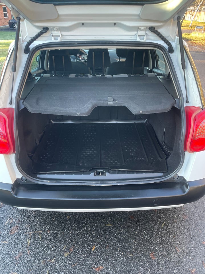 Peugeot 207 1,6 HDi 90 Comfort+ SW 5d