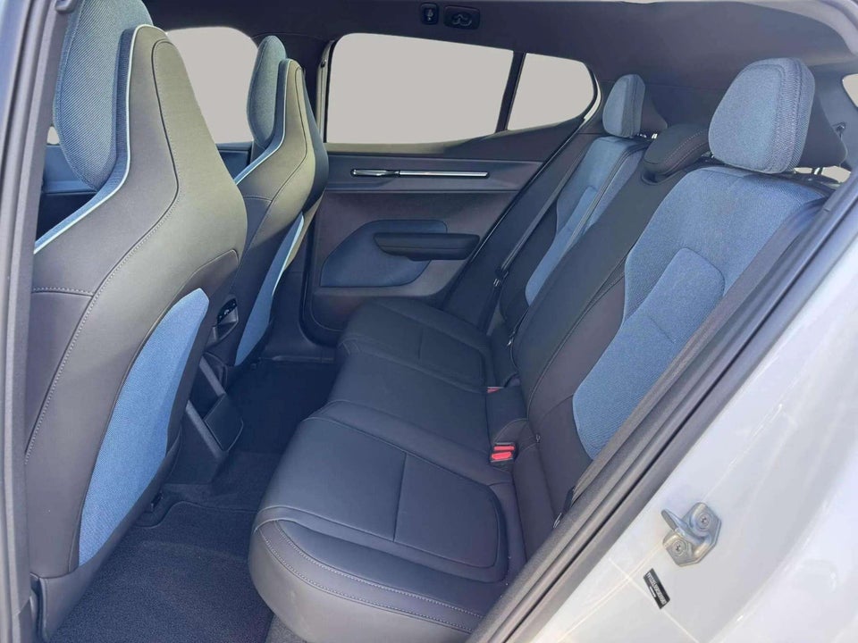 Volvo EX30 Extended Range Ultra 5d