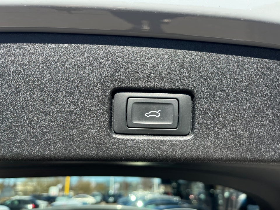 Audi Q4 e-tron 40 Attitude 5d