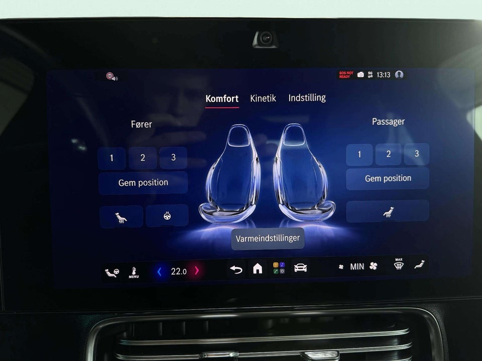 Mercedes CLA350 electric 4Matic 4d