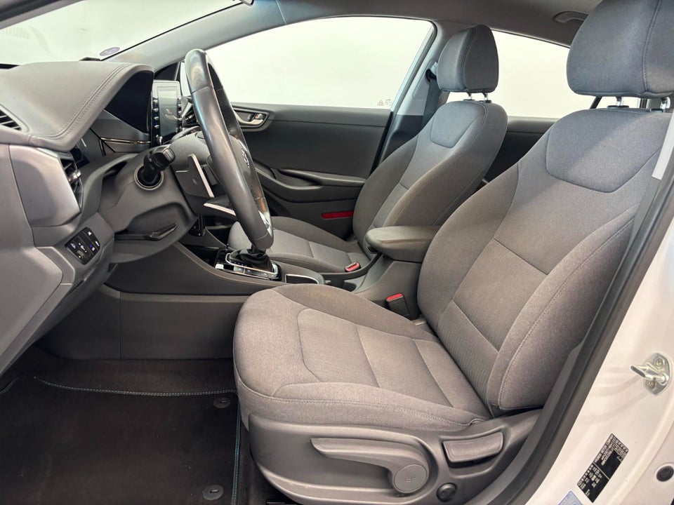 Hyundai Ioniq 1,6 PHEV Trend DCT 5d