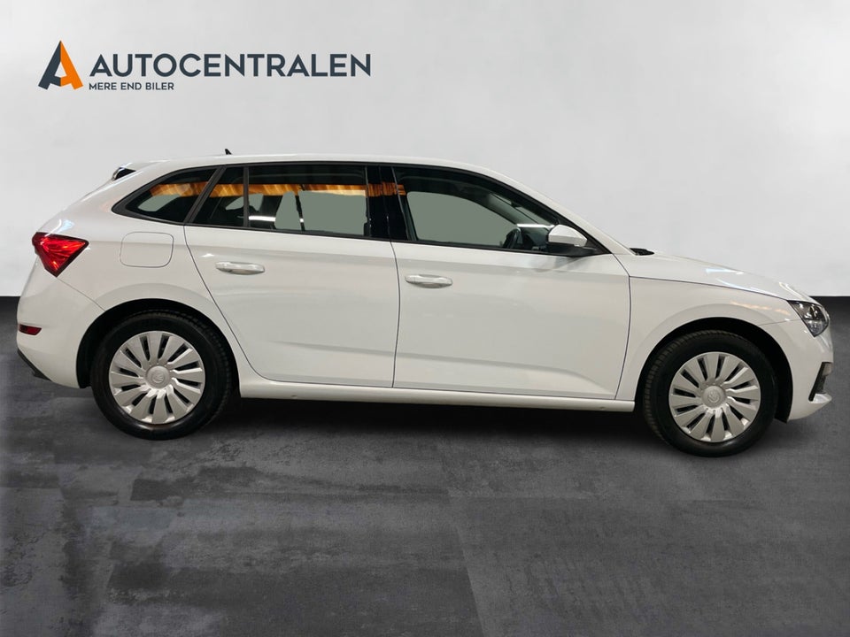 Skoda Scala 1,6 TDi 115 Ambition DSG 5d