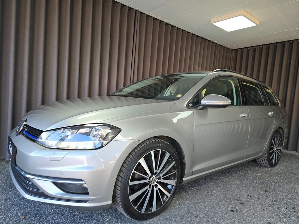 VW Golf VII 1,5 TSi 130 Comfortline Variant DSG 5d