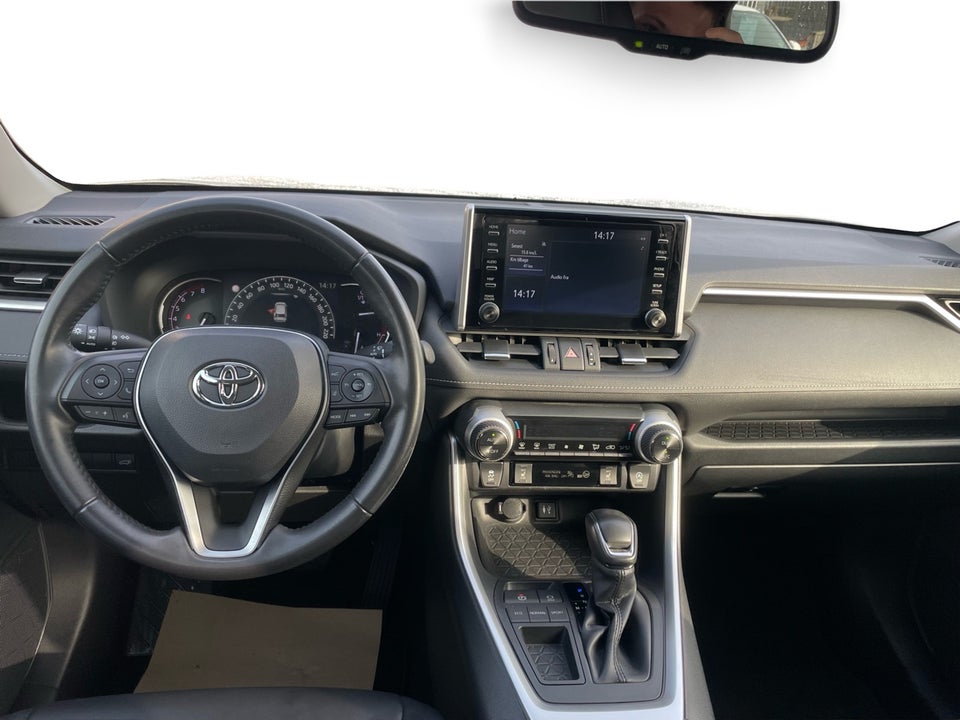 Toyota RAV4 2,0 T3 Comfort e-CVT 5d