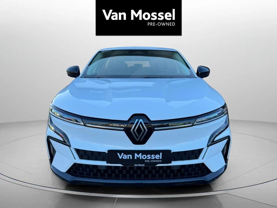 Renault Megane E-Tech 40 Equilibre 5d