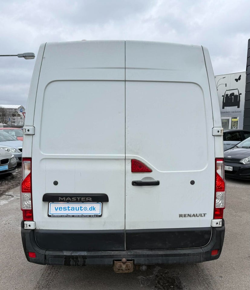 Renault Master III T33 2,3 dCi 125 L2H2 Kassevogn 4d