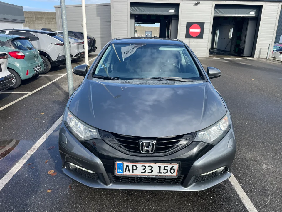Honda Civic 1,8 i-VTEC Sport aut. 5d