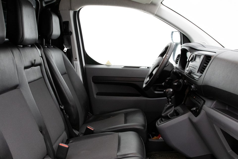 Toyota ProAce 2,0 D 120 Long Comfort 5d