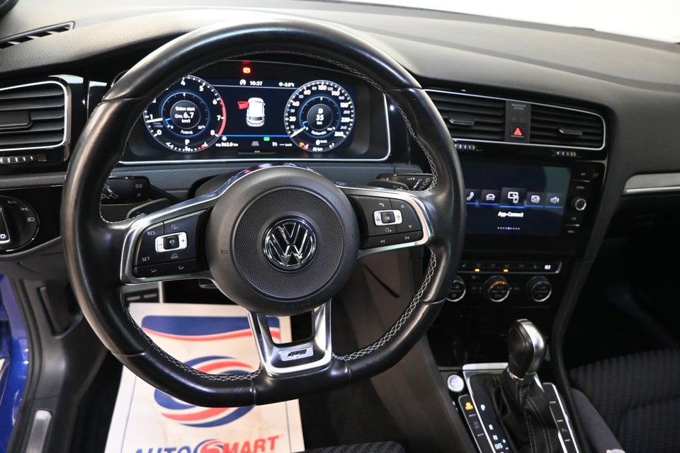 VW Golf VII 1,5 TSi 150 R-line DSG 5d