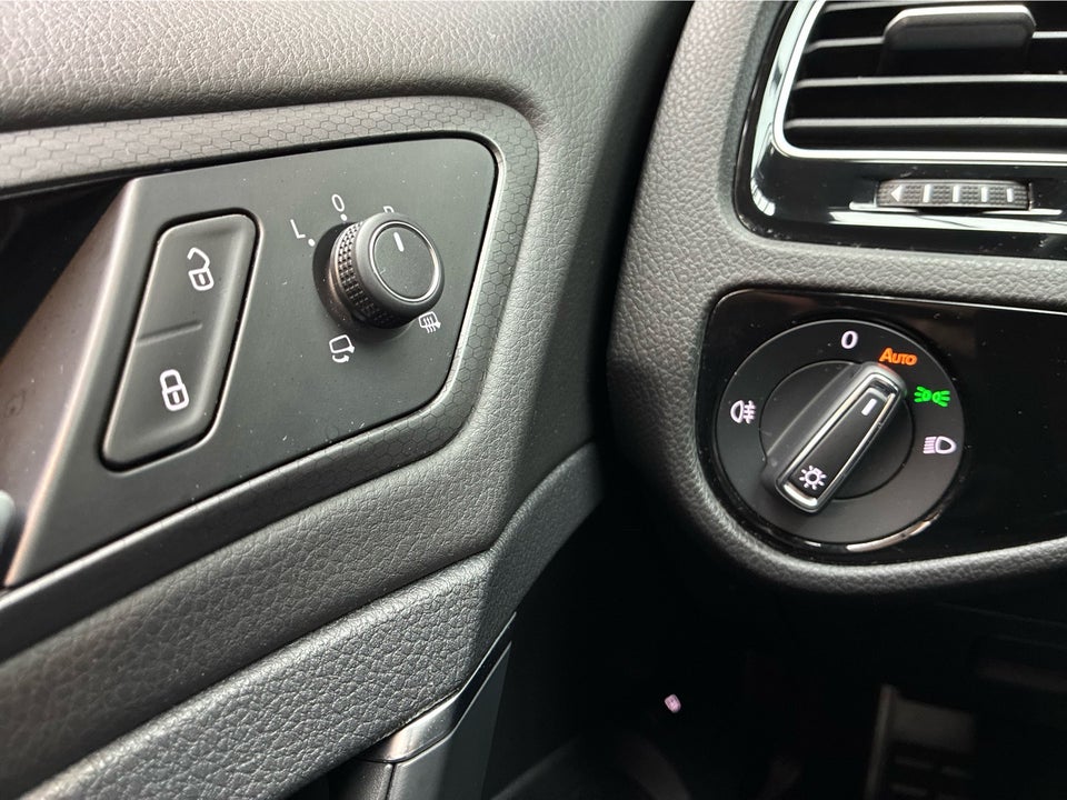 VW Golf VII 1,4 GTE DSG 5d