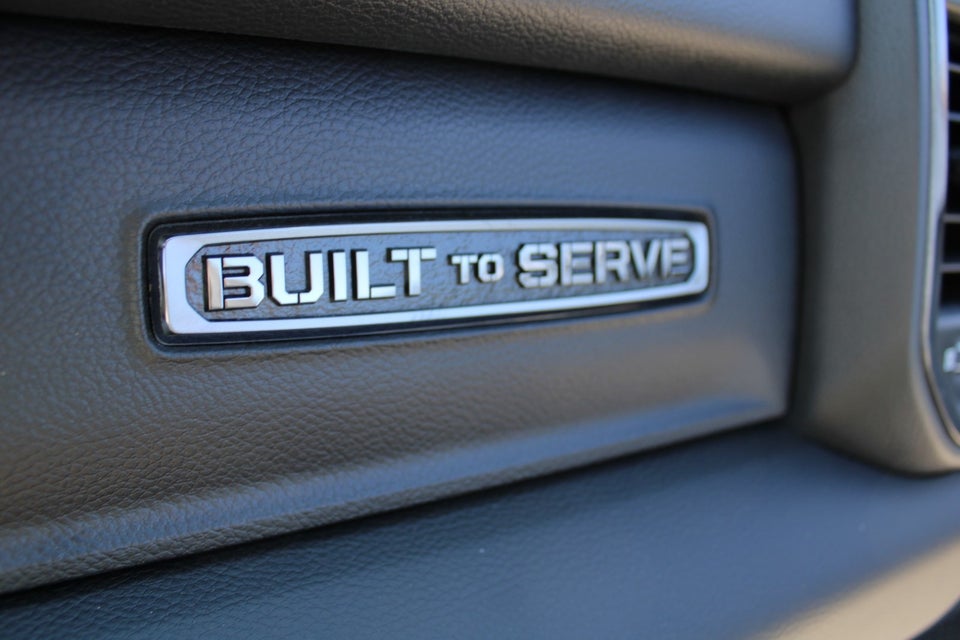 Dodge RAM 1500 5,7 V8 Hemi Built to Serve aut. 4d