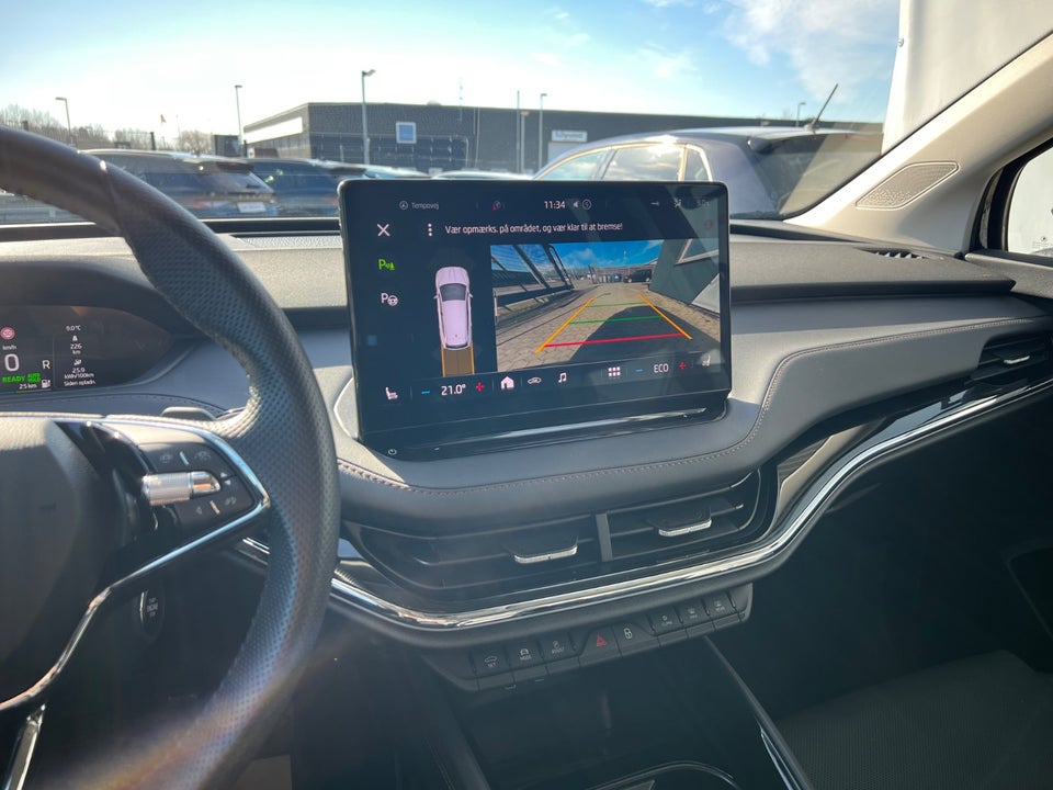 Skoda Enyaq 80 iV Loft 5d