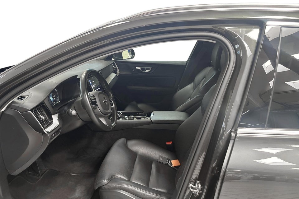 Volvo V60 2,0 T6 ReCharge Inscription aut. AWD 5d