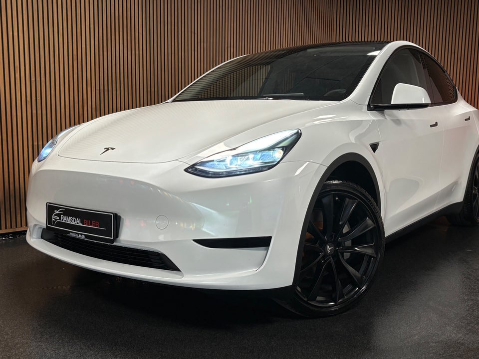 Tesla Model Y RWD 5d