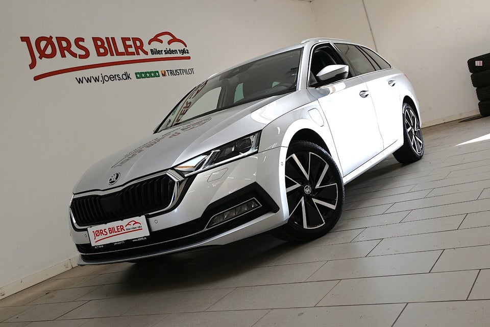 Skoda Octavia 1,4 TSi iV First Edition Combi DSG 5d