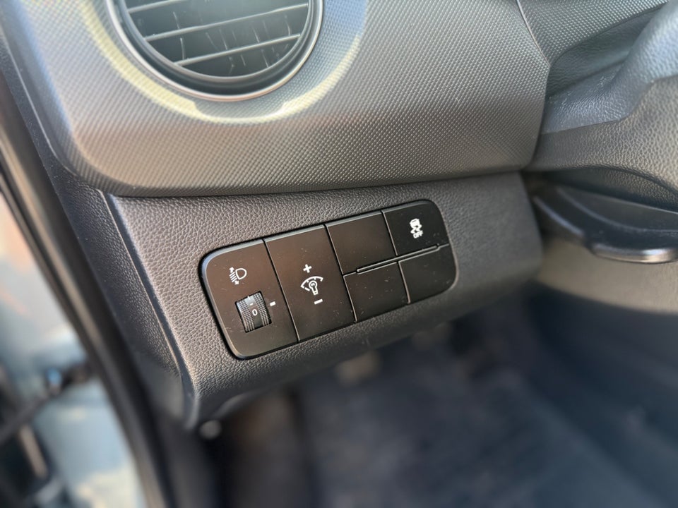 Hyundai i10 1,0 Touch 5d