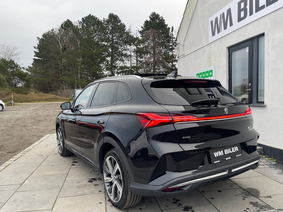 MG Marvel R Luxury 5d