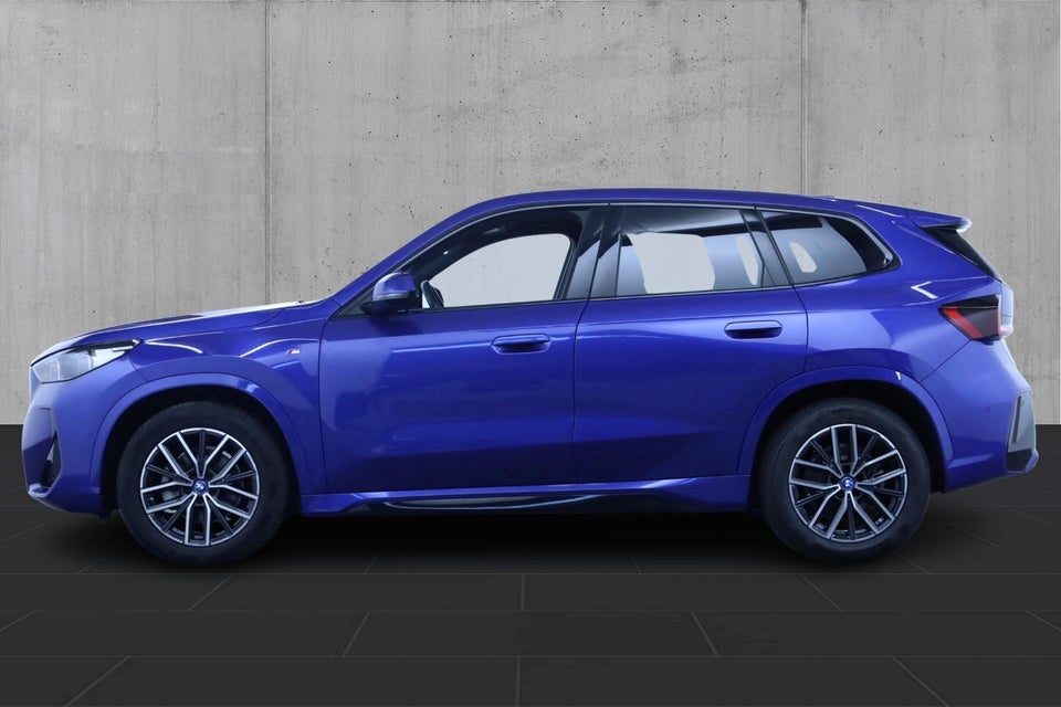 BMW iX1 eDrive20 M-Sport 5d