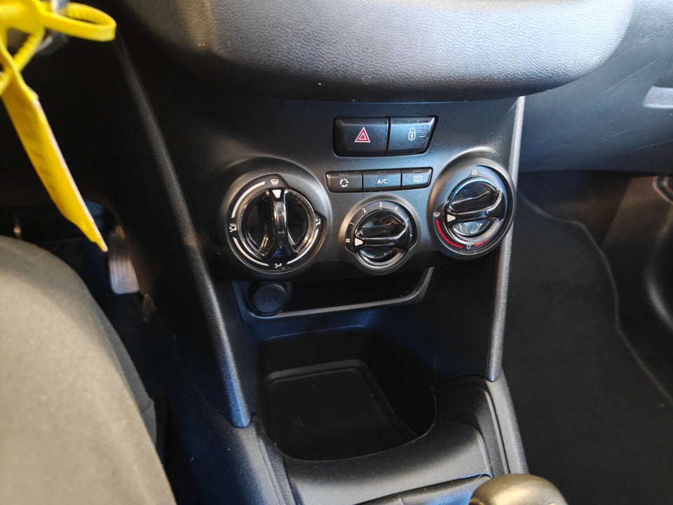 Peugeot 208 1,0 VTi Access 5d