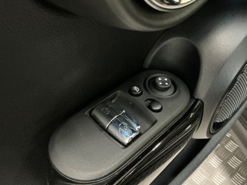 MINI Cooper SE Camden Edition 3d