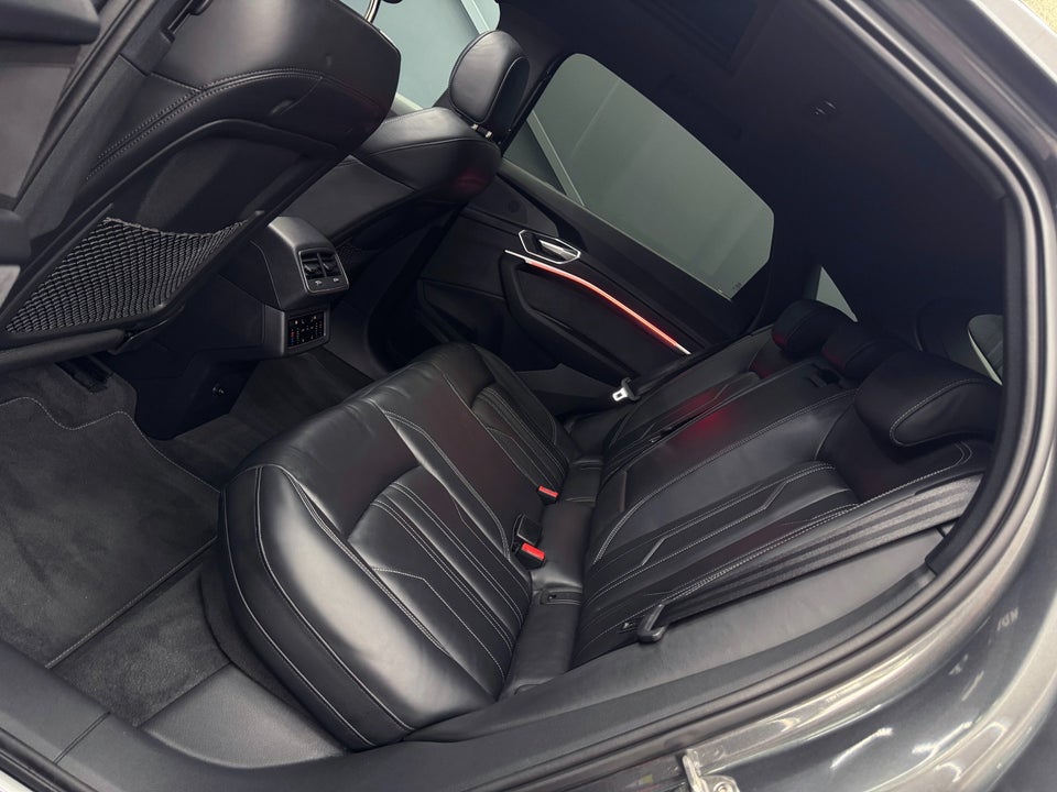 Audi e-tron 55 S-line Sportback quattro 5d