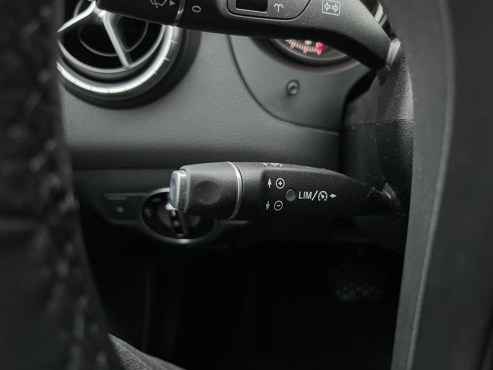 Mercedes CLA200 1,6 Shooting Brake aut. 5d