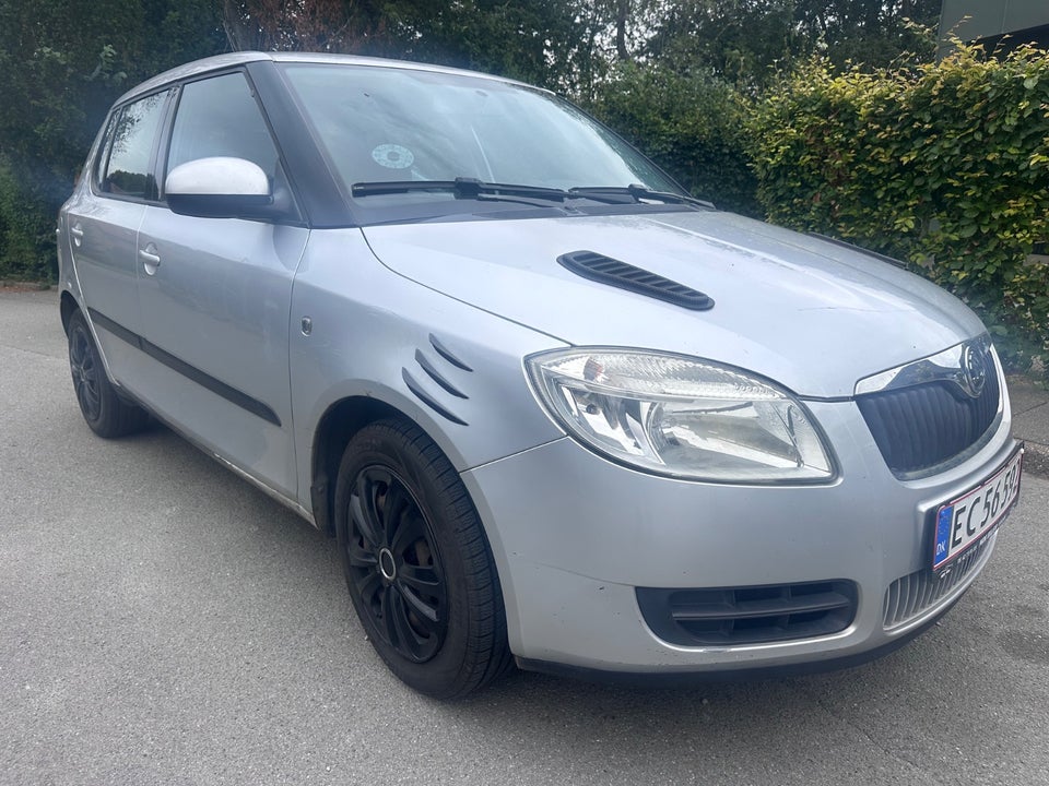 Skoda Fabia 1,4 16V Ambiente 5d