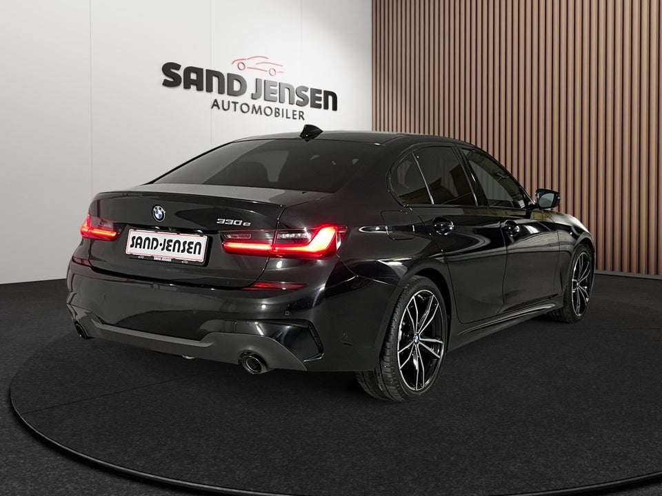 BMW 330e 2,0 M-Sport aut. 4d