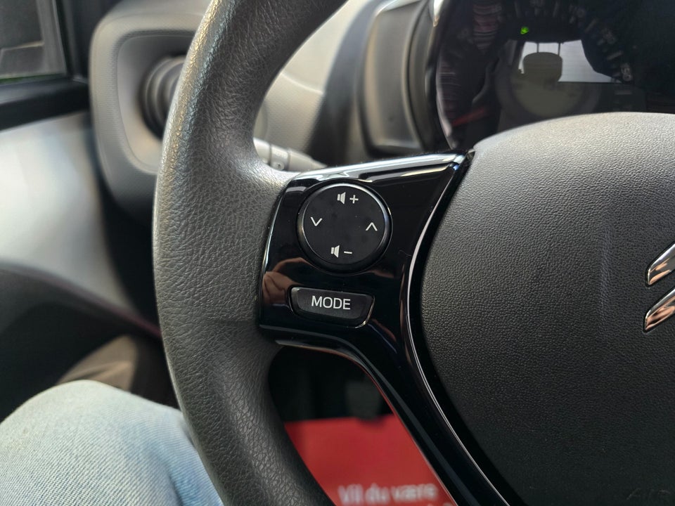 Citroën C1 1,0 VTi Attaque 5d