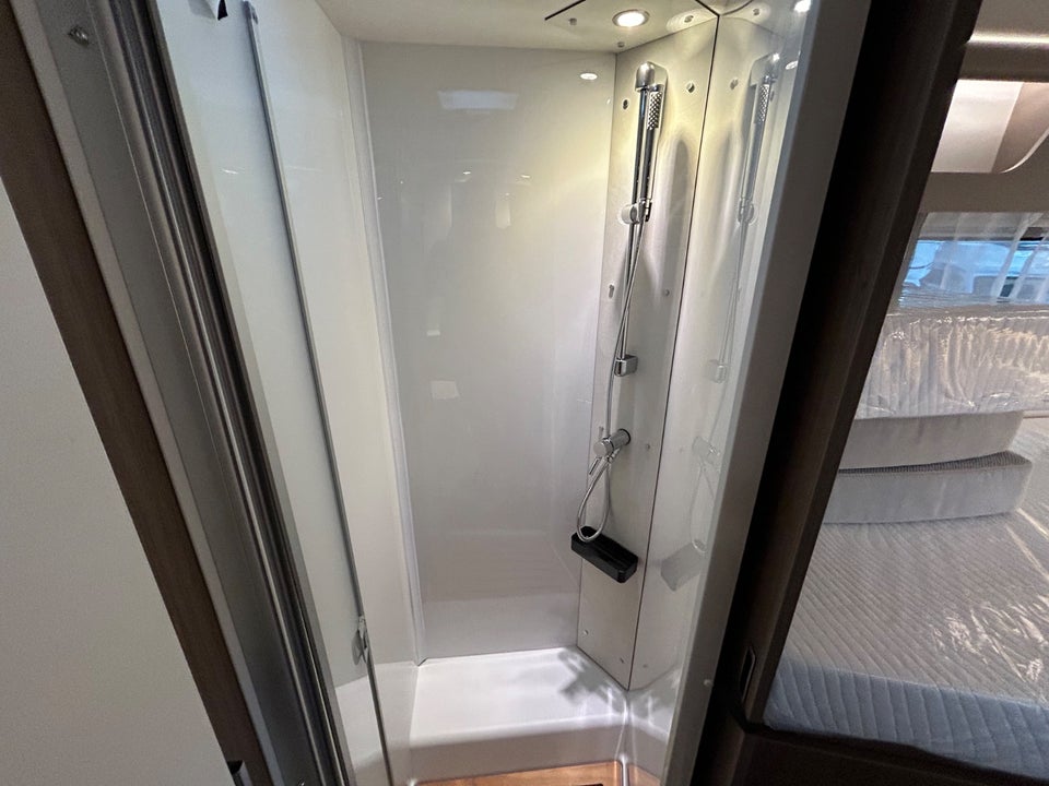 Carado T457 PRO+ 2,2 JTD 140 aut.