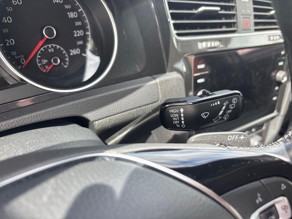 VW Golf VII 1,5 TSi 130 Comfortline DSG 5d