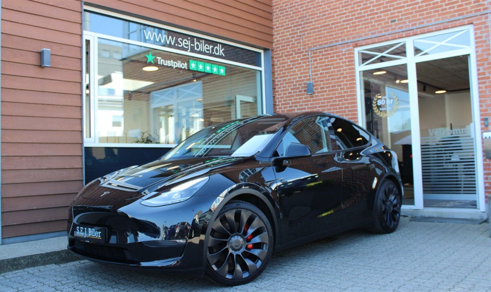 Tesla Model Y Performance AWD 5d