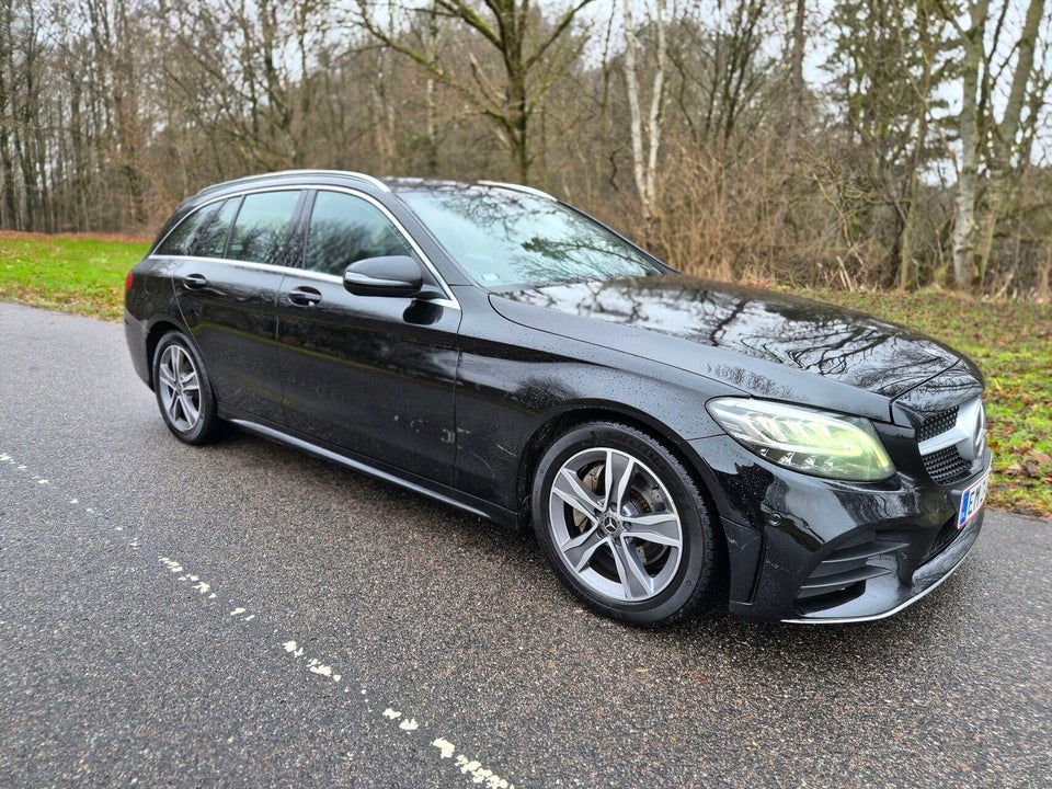 Mercedes C220 d 2,0 AMG Line stc. aut. 5d