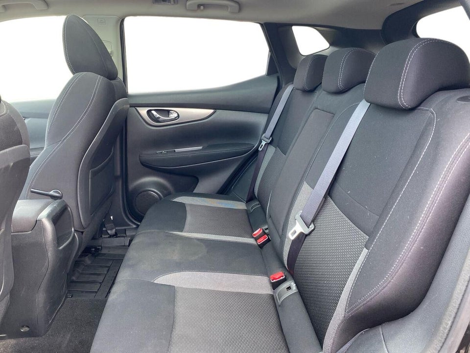 Nissan Qashqai 1,2 Dig-T 115 N-Connecta 5d