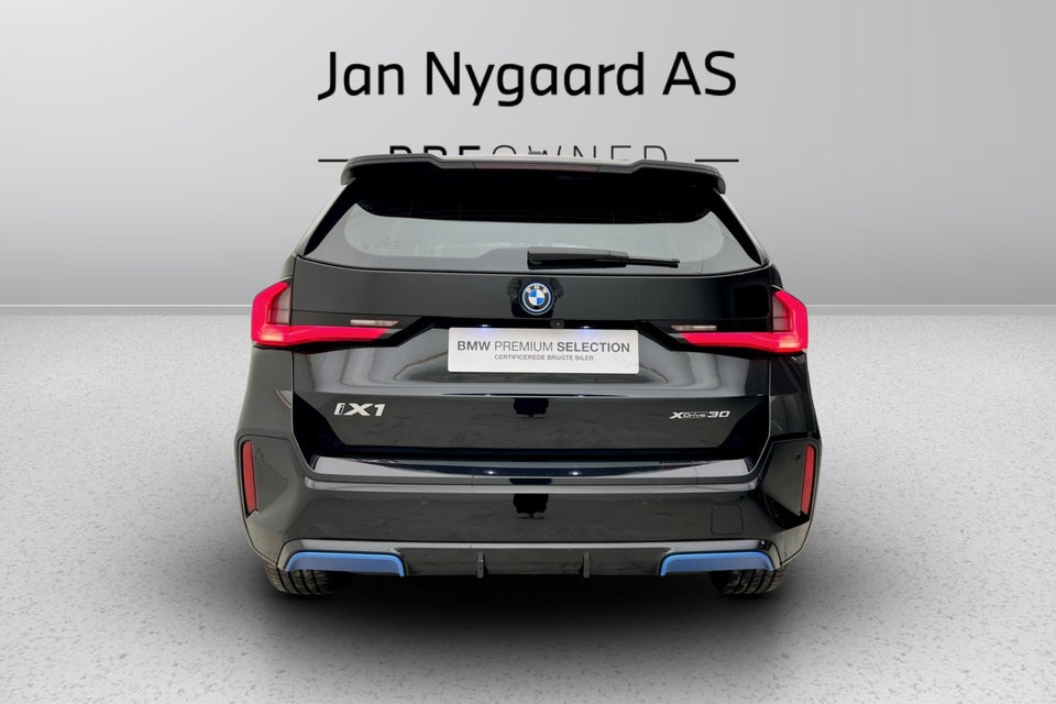 BMW iX1 xDrive30 M-Sport 5d
