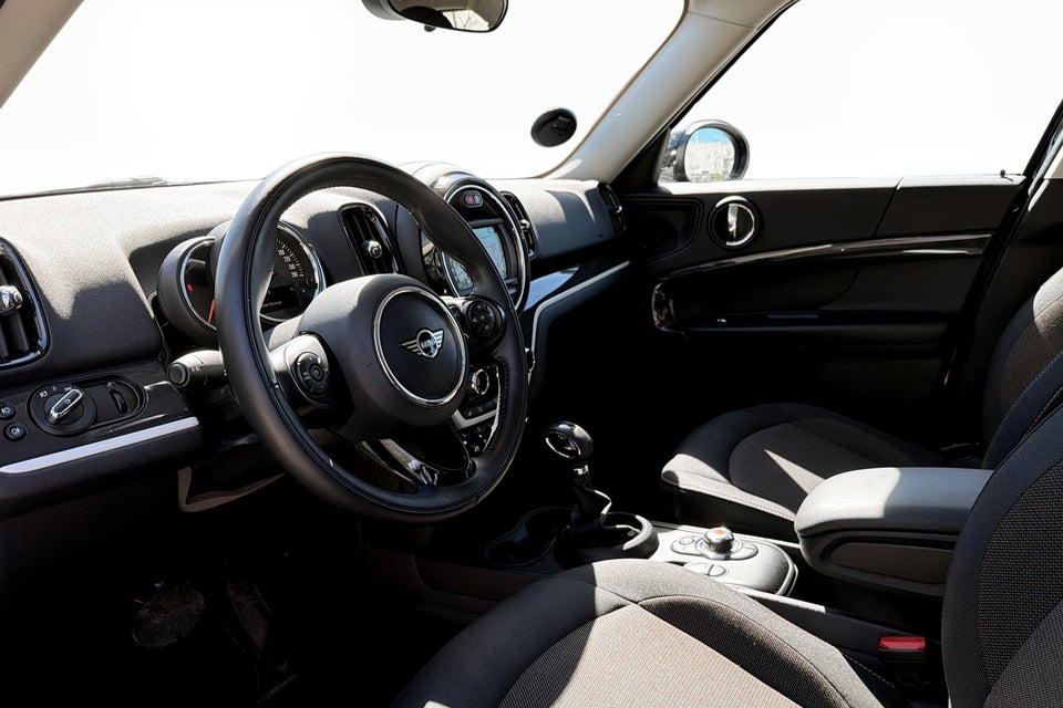 MINI Countryman Cooper SE 1,5 Essential aut. ALL4 5d
