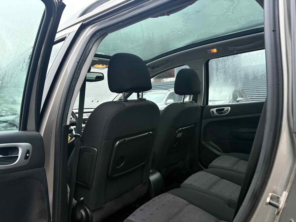 Peugeot 307 2,0 T6 5d