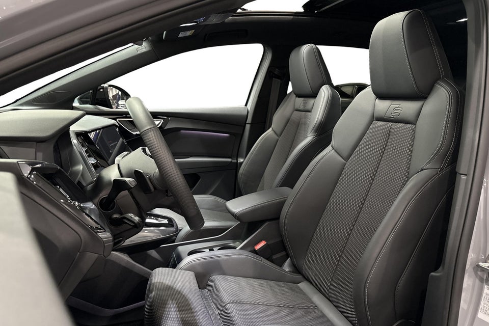 Audi Q4 e-tron 45 S-line Edition 5d
