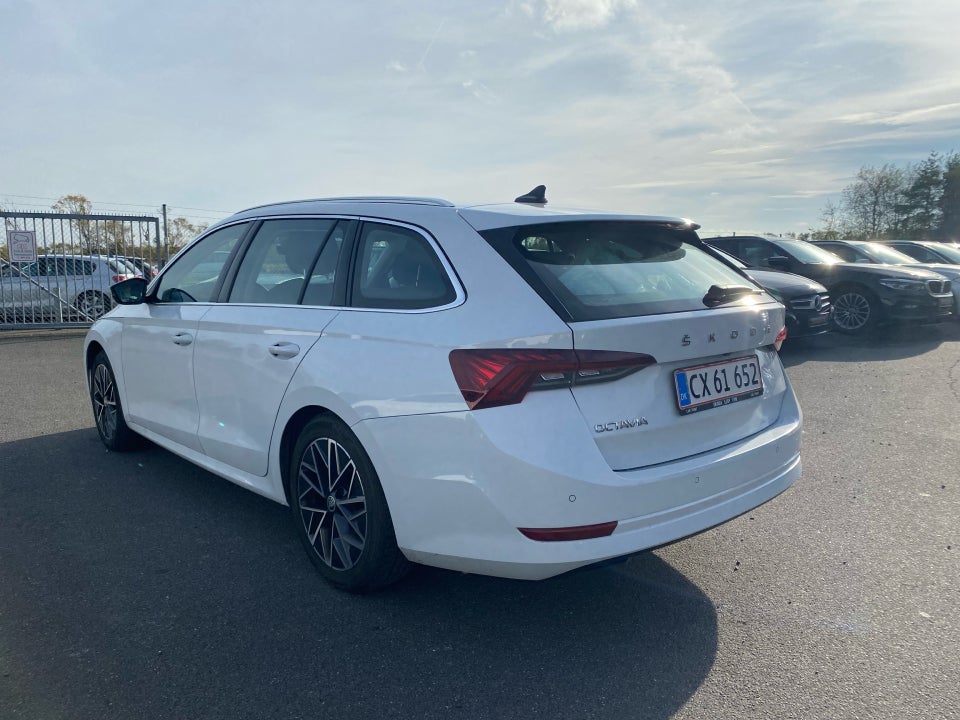 Skoda Octavia 2,0 TDi 150 First Edition Combi DSG 5d