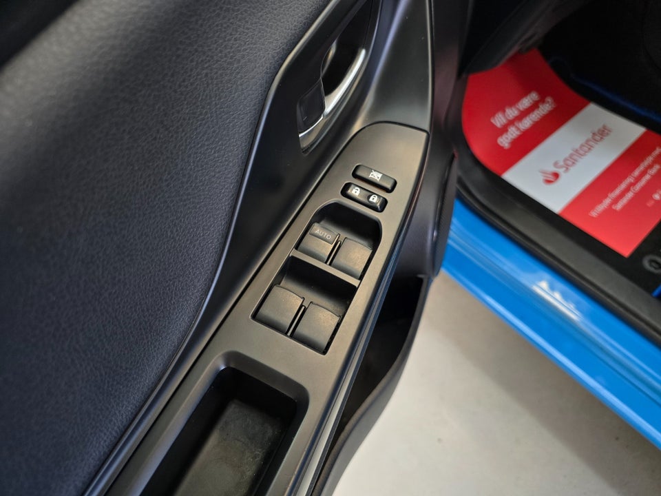 Toyota Yaris 1,5 Hybrid H3 Limited e-CVT 5d